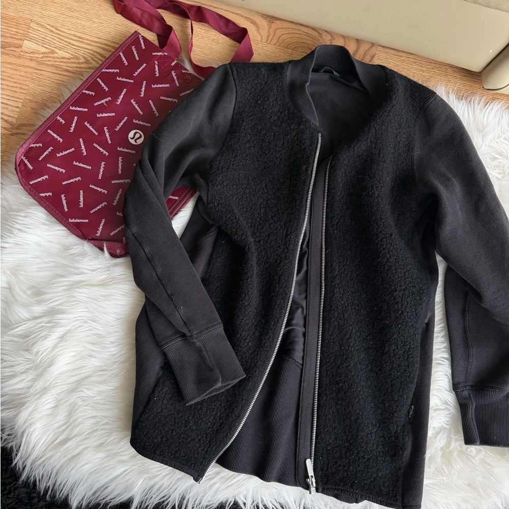 lululemon athletica Sherpa Jacket